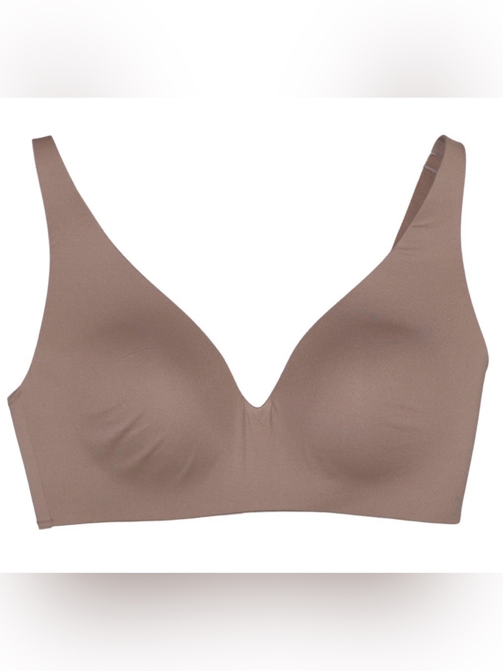 GAPBody Seamless Wireless Bra in Beige — Smooth Everyday Comfort